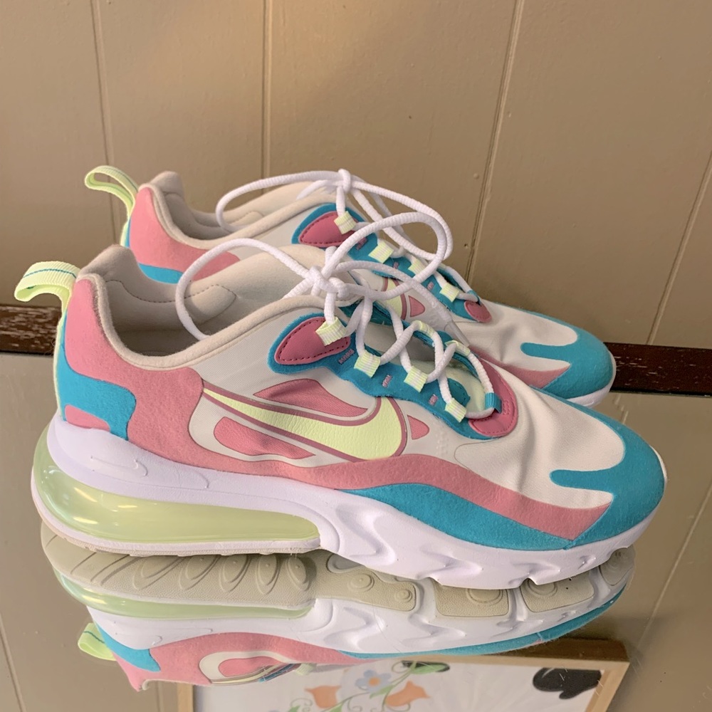 Women’s Nike airmax 270 react